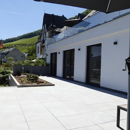 Moselufer Apartments Ürzig Екстериор снимка